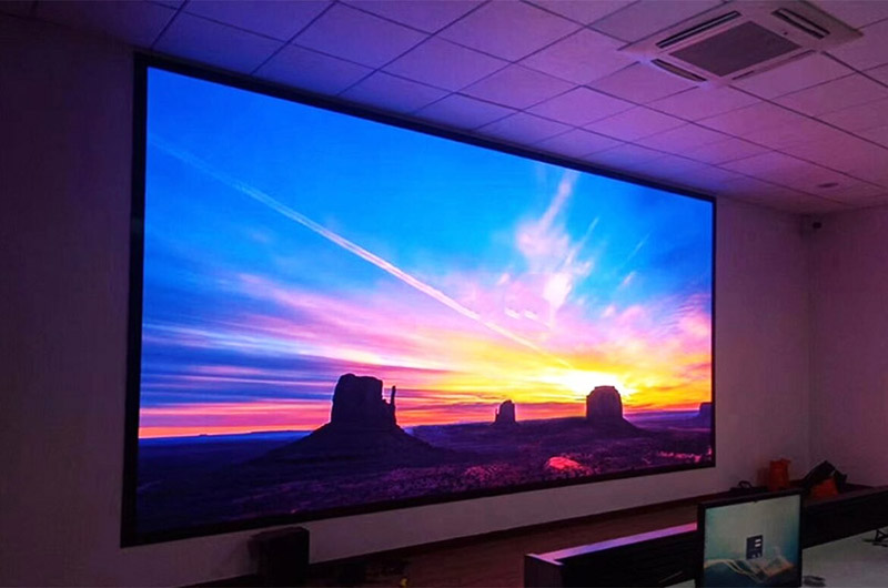 Những tiện ích bất ngờ khi sử dụng màn hình LED trong nhà