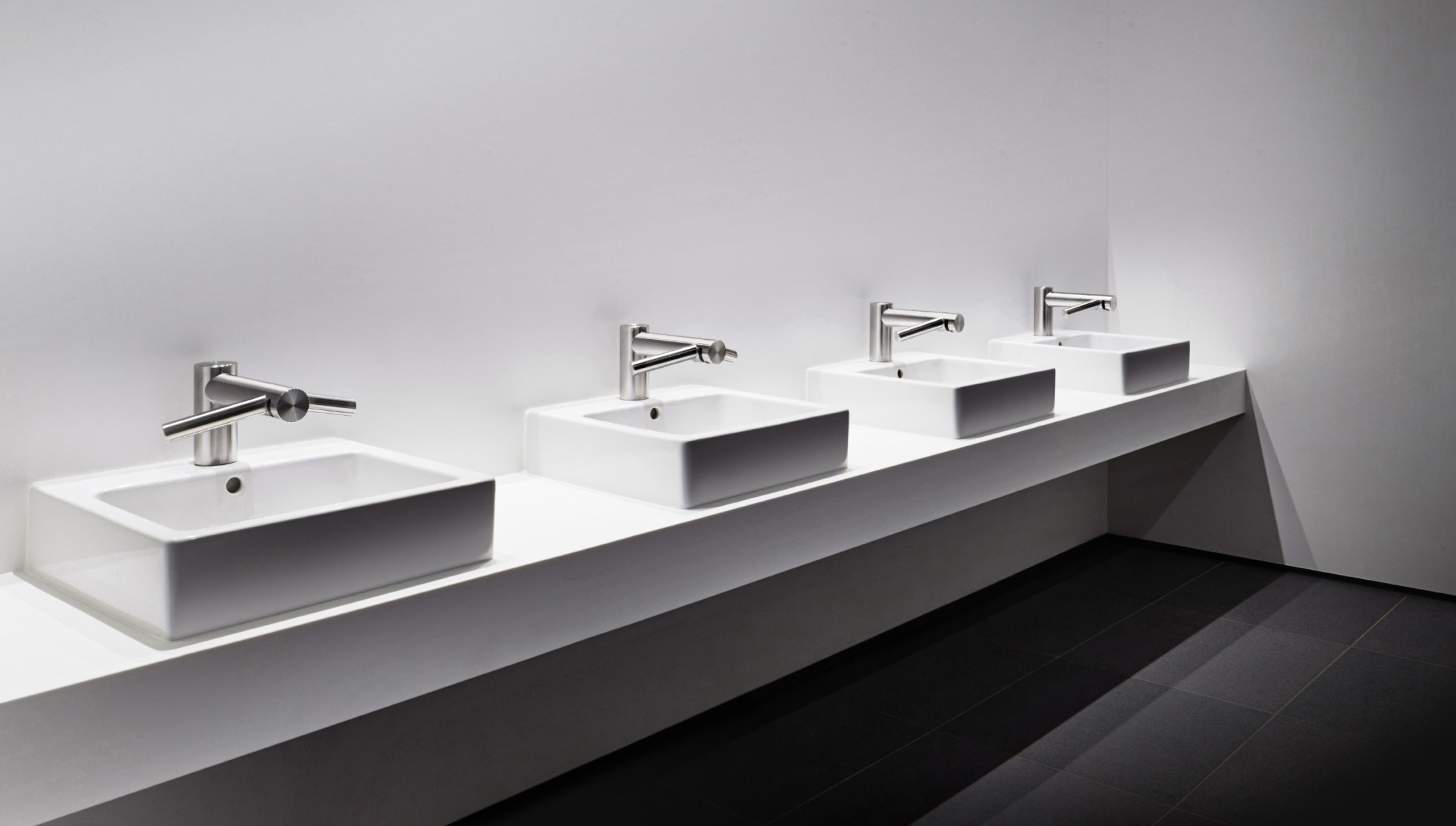 Máy sấy tay Dyson AirBlade Wash + Dry